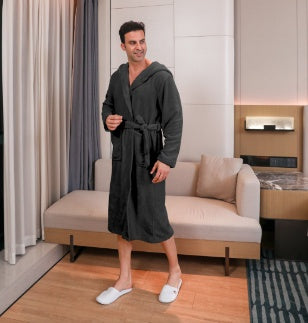 Conjunto de bata de terciopelo de fibra para hombre